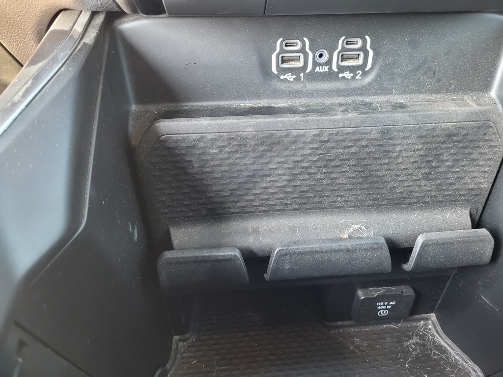 2024 Ram 2500 Laramie photo 17