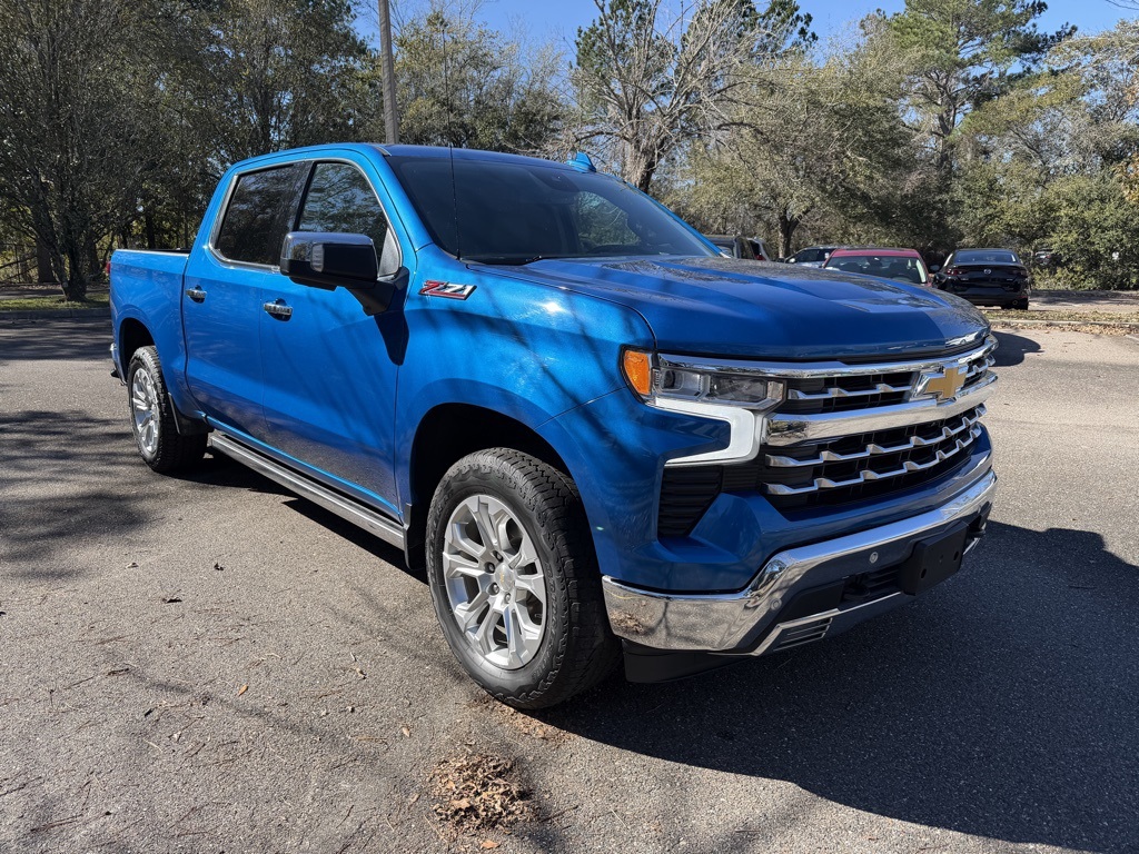 2023 Chevrolet Silverado 1500 LTZ's photo