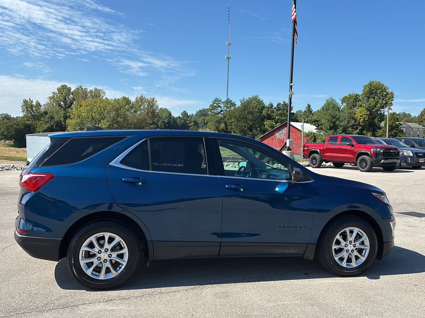2020 Chevrolet Equinox LT photo 4