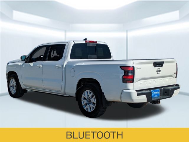 2023 Nissan Frontier SV photo 3