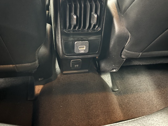 2024 Jeep Compass Limited photo 9