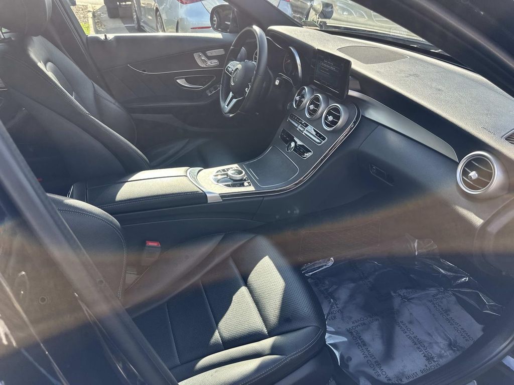 2019 Mercedes Benz C 300 photo 21