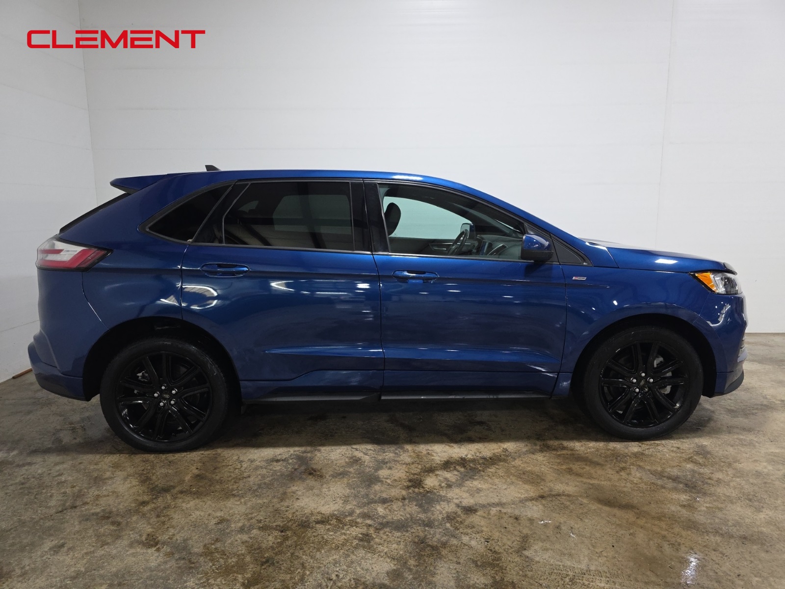 2022 Ford Edge ST photo 4