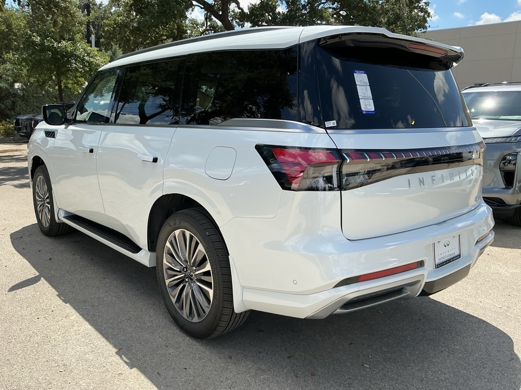 2026 Infiniti QX80 Luxe photo 5