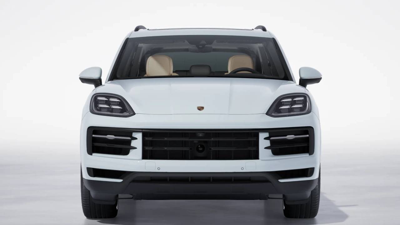 2026 Porsche Cayenne photo 9