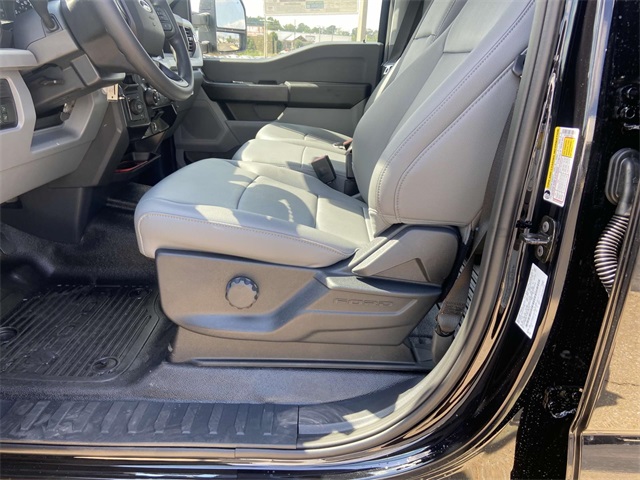 2026 Ford F-250 photo 12