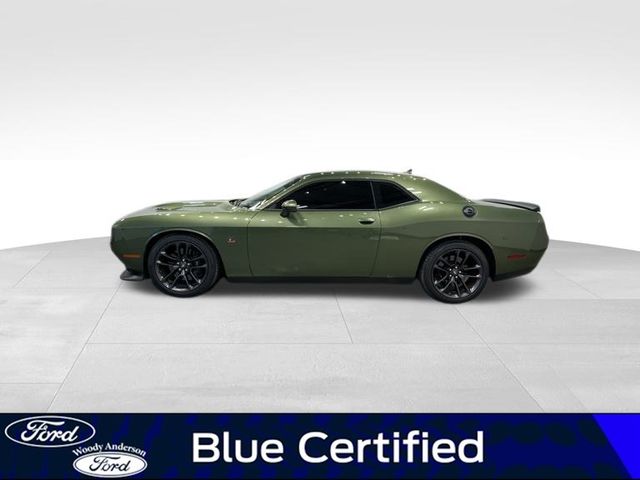 2022 Dodge Challenger R/T Scat Pack photo 2