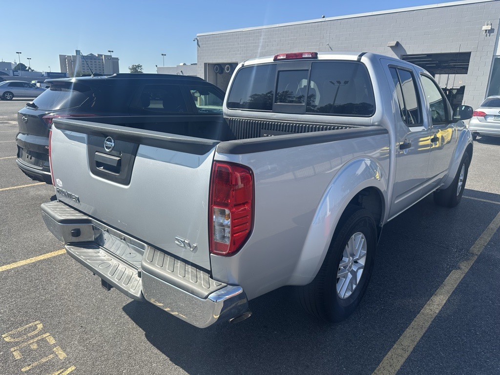 2019 Nissan Frontier SV photo 2
