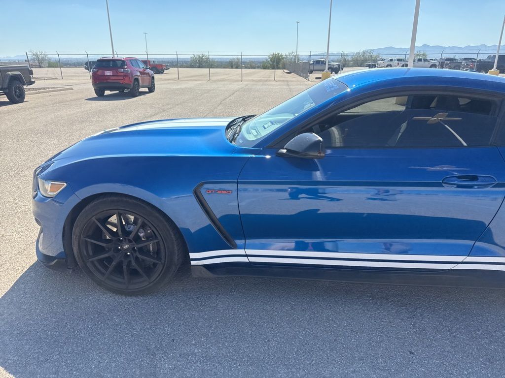 2017 Ford Mustang Shelby GT350 photo 4