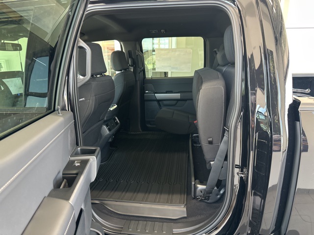 2025 Ford F-150 XLT photo 34