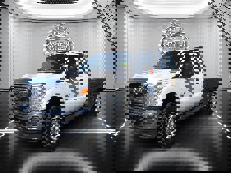 2012 Ford F-350 Super Duty Chassis Cab XLT's photo