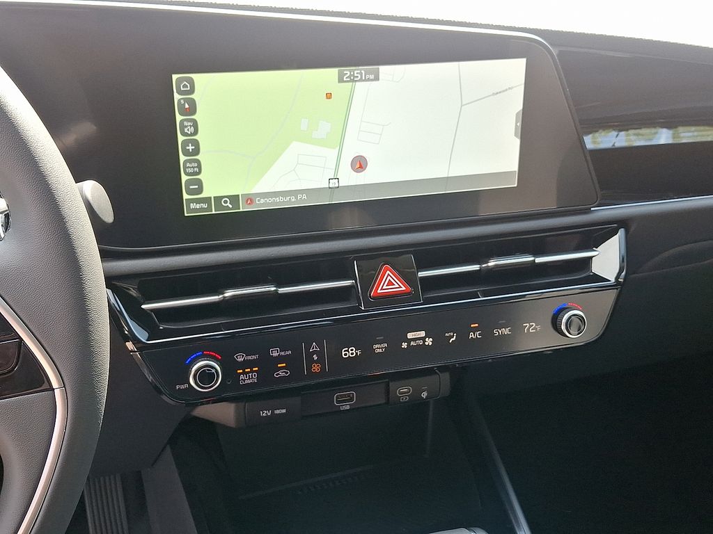 2025 Kia Niro EX photo 12
