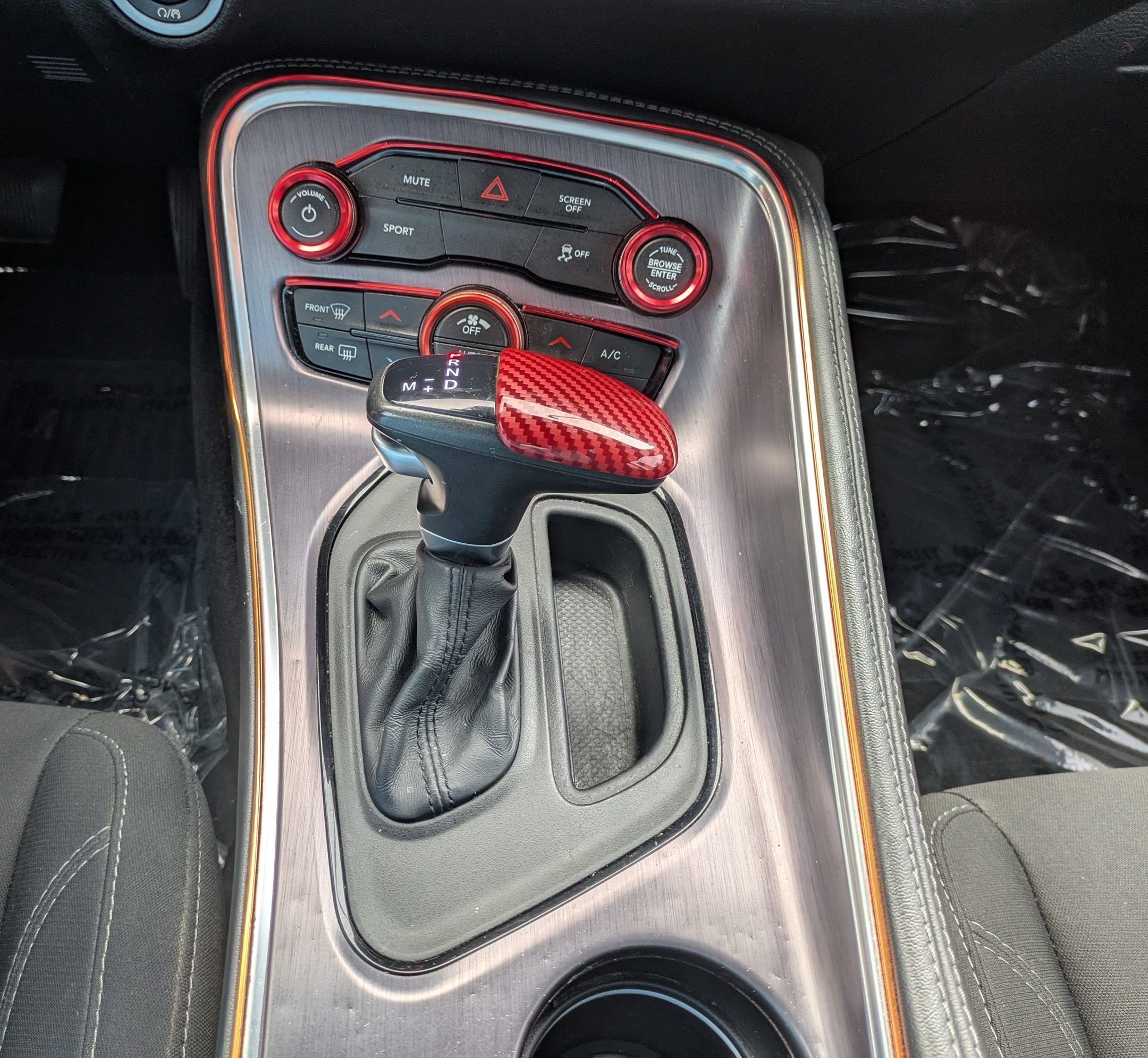 2018 Dodge Challenger SXT photo 13