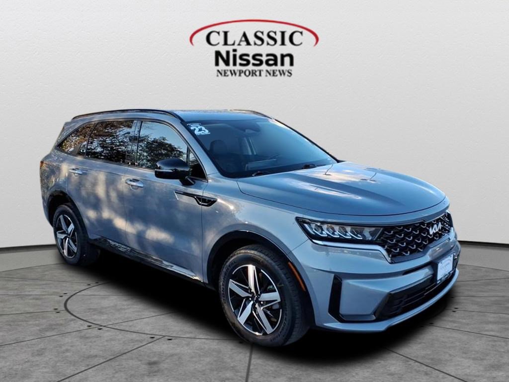 2023 Kia Sorento S's photo