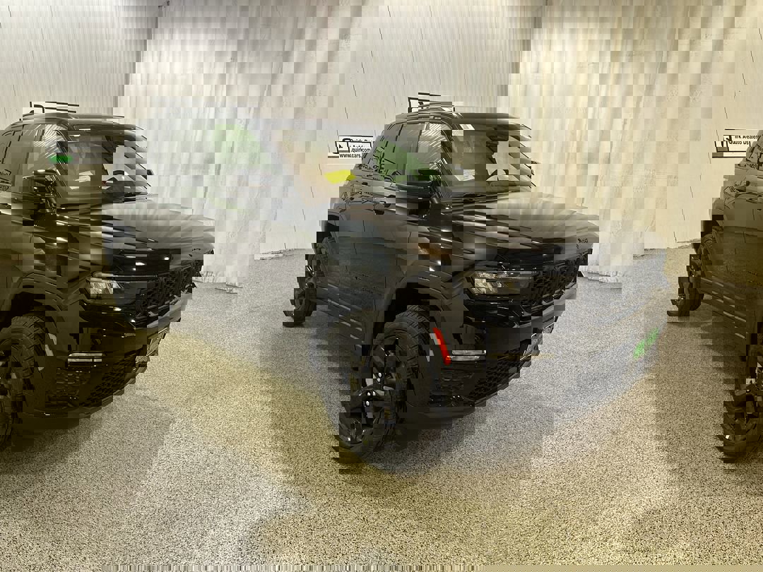 2025 Jeep Grand Cherokee Limited's photo