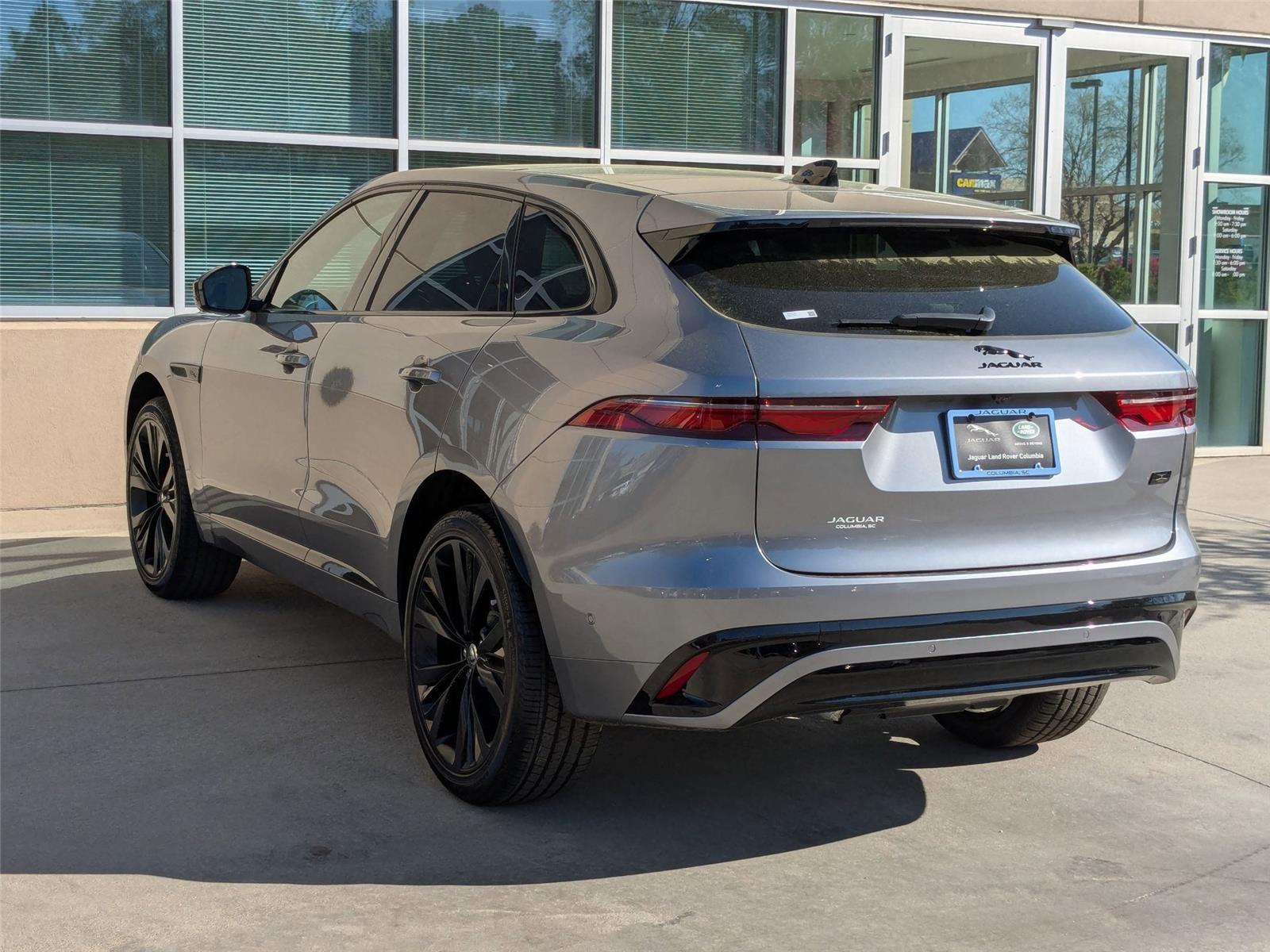 2026 Jaguar F-PACE P250 R-Dynamic S photo 4