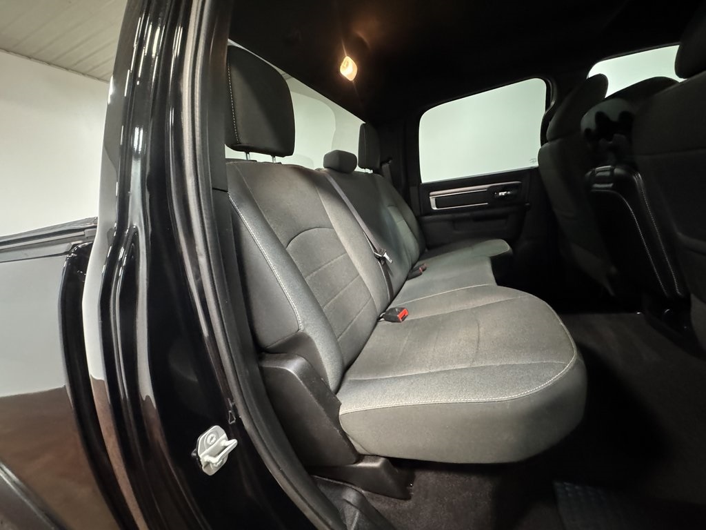 2022 Ram 1500 Classic Warlock photo 11