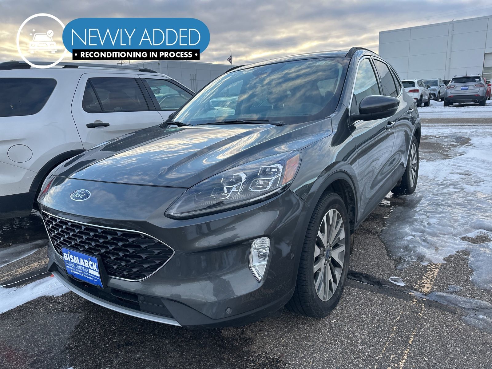 2020 Ford Escape Titanium's photo