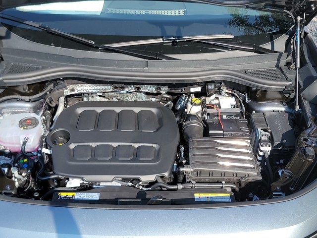 2025 Volkswagen Tiguan SE photo 27