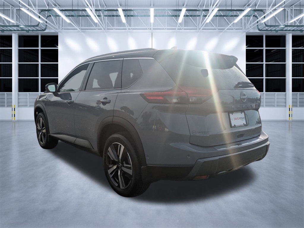2025 Nissan Rogue SL photo 4