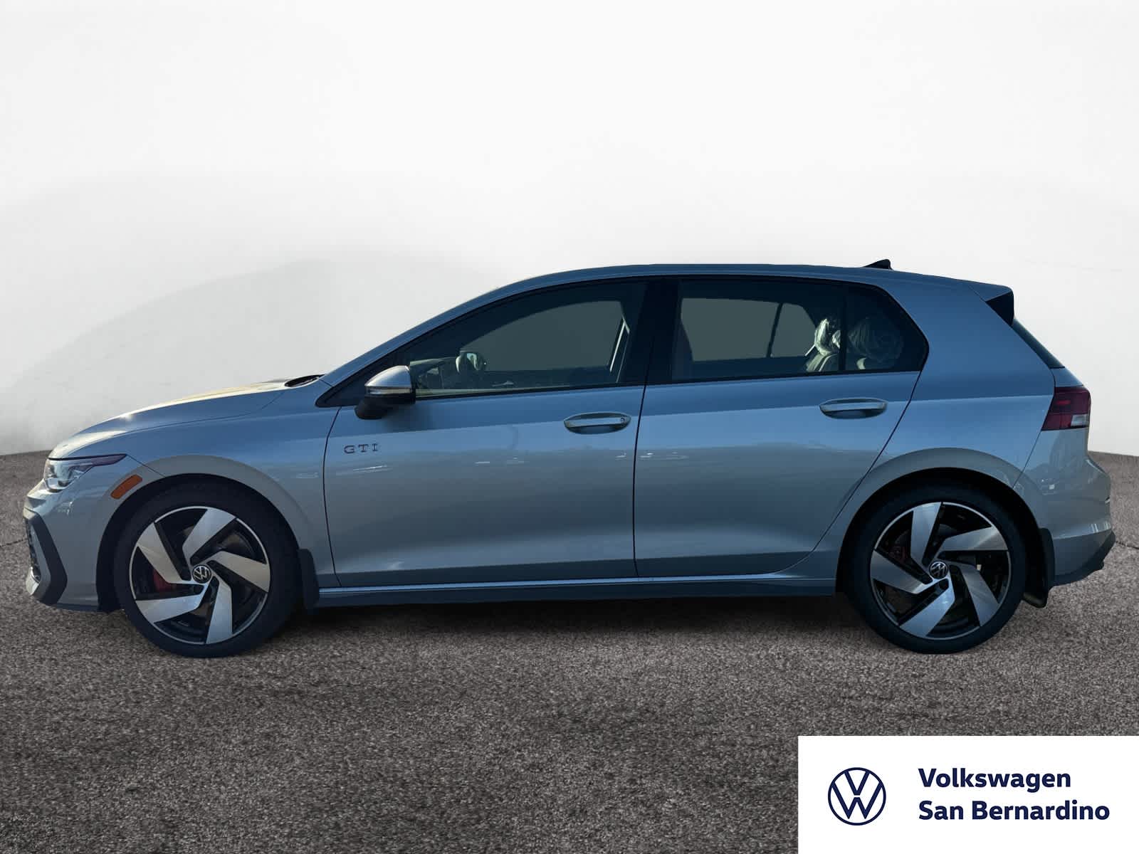 2025 Volkswagen Golf GTI S photo 2