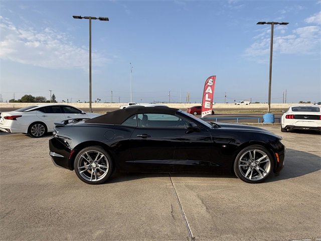 2024 Chevrolet Camaro 2LT 3LT photo 2