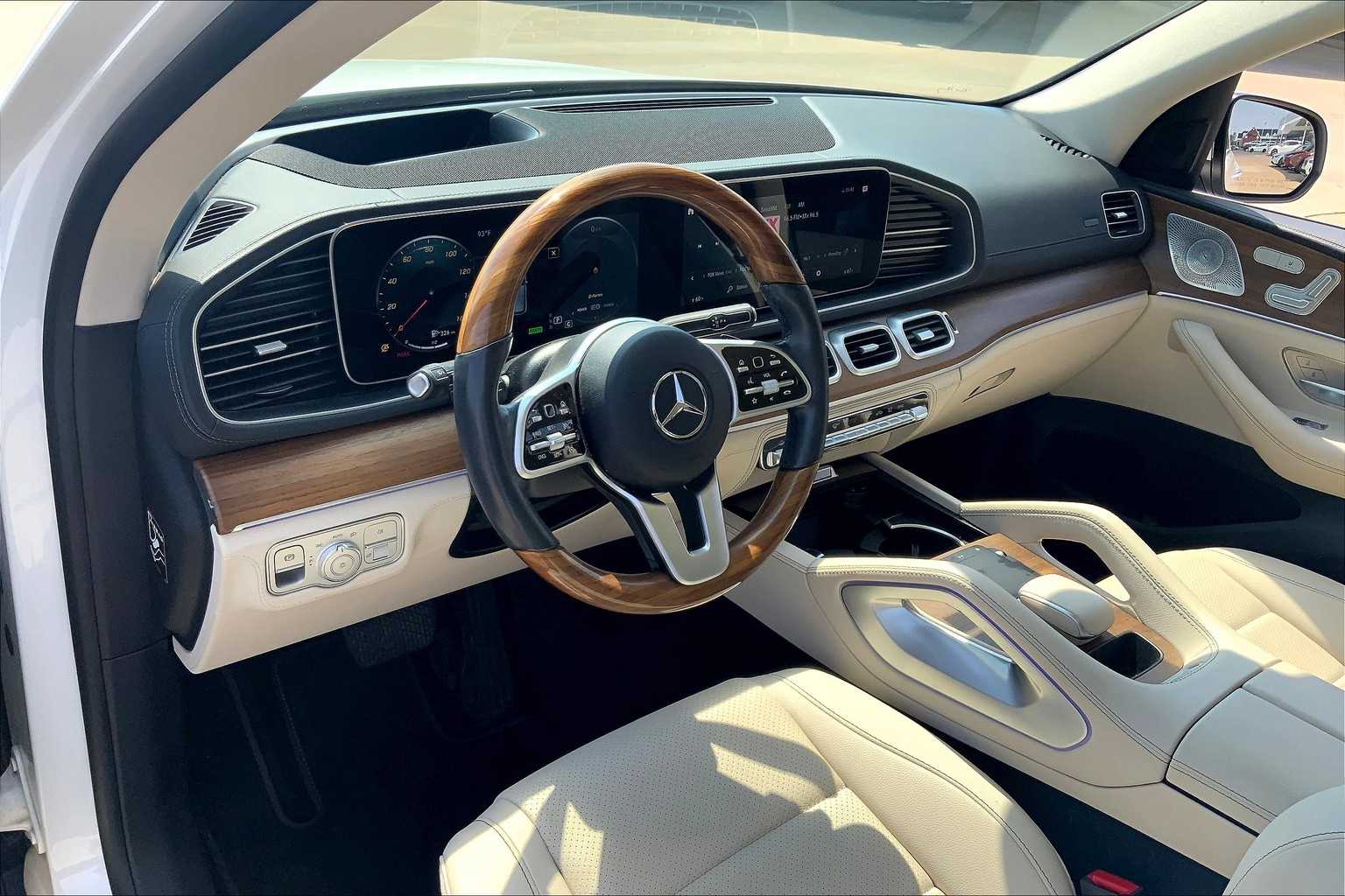 2022 Mercedes Benz GLE 450 4MATIC photo 16