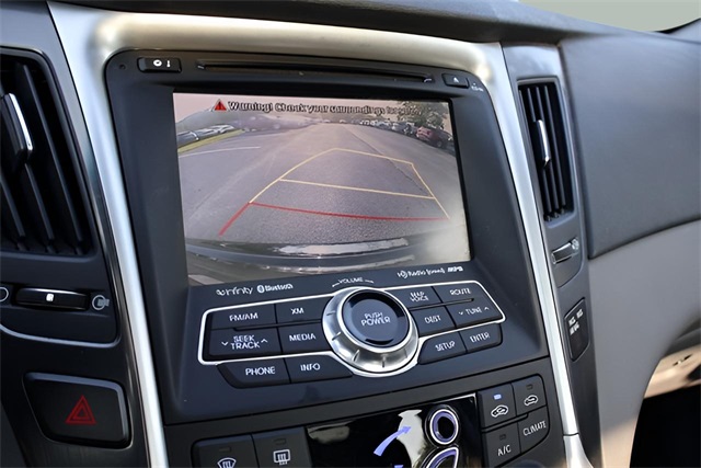 2015 Hyundai Sonata Hybrid Limited photo 11