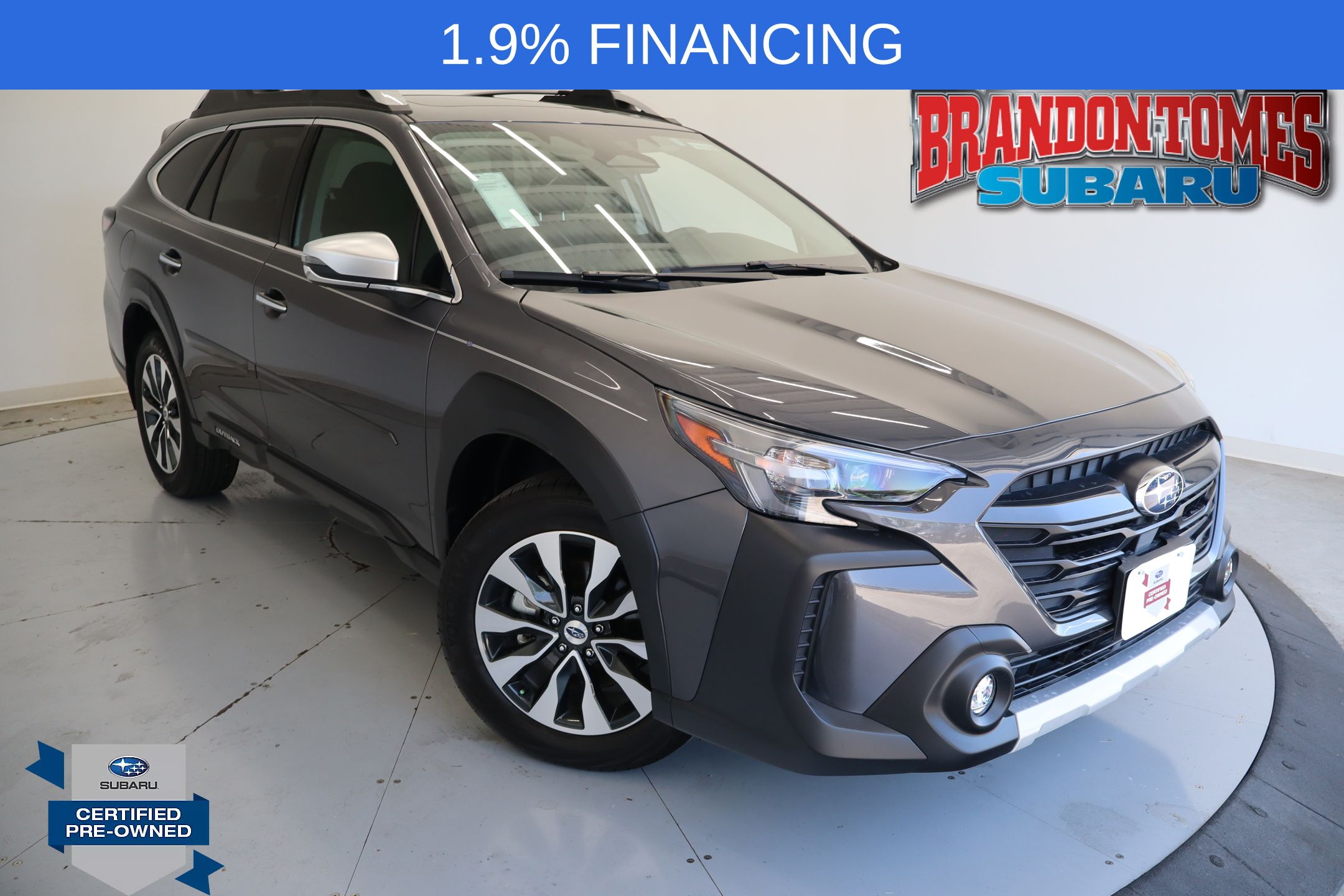 2025 Subaru Outback Touring's photo