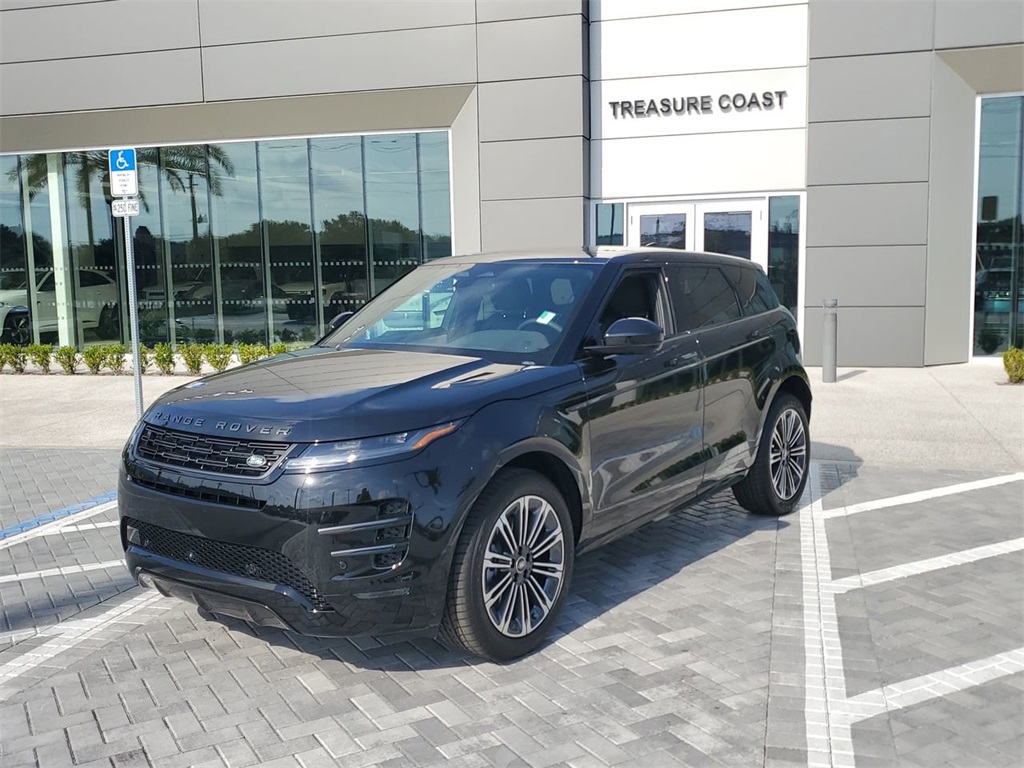 2026 Land Rover Range Rover Evoque Dynamic SE's photo