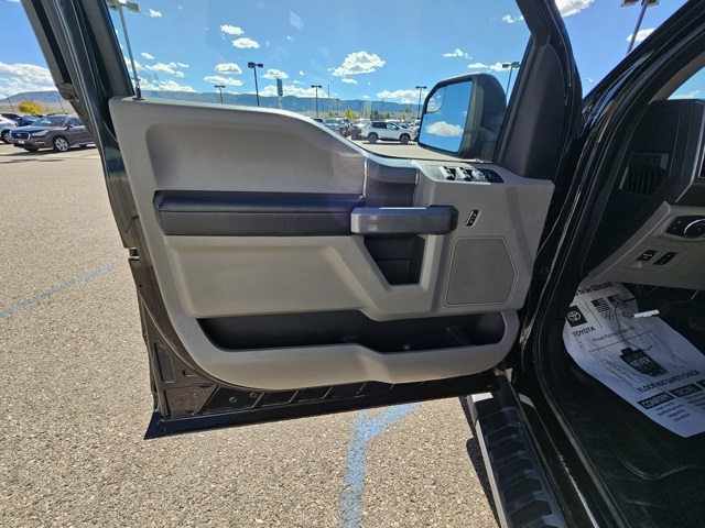 2019 Ford F-150 XLT photo 12