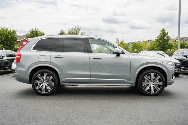 2025 Volvo XC90 Plus photo 3