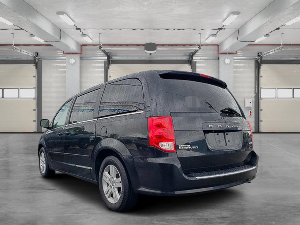 2013 Dodge Grand Caravan Crew photo 4