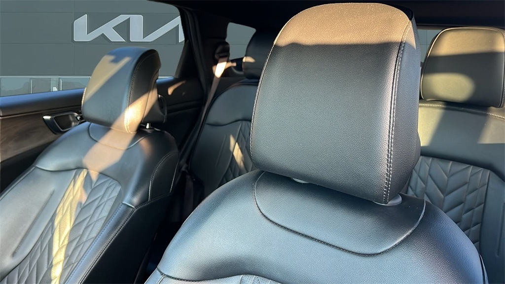 2023 Kia Sportage Plug-In Hybrid X-Line photo 10