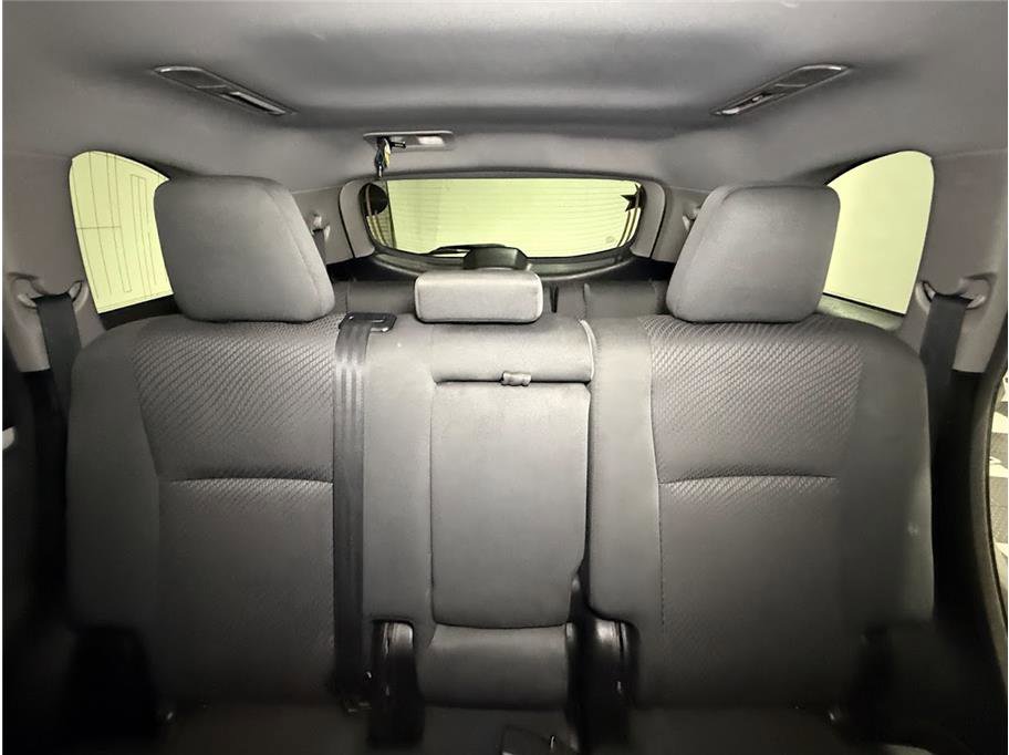 2018 Toyota Highlander LE Sport photo 21