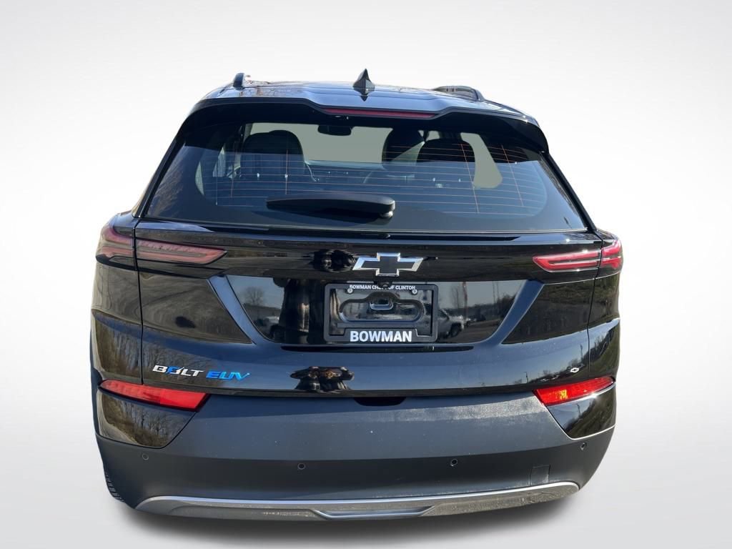 2023 Chevrolet Bolt EUV photo 3