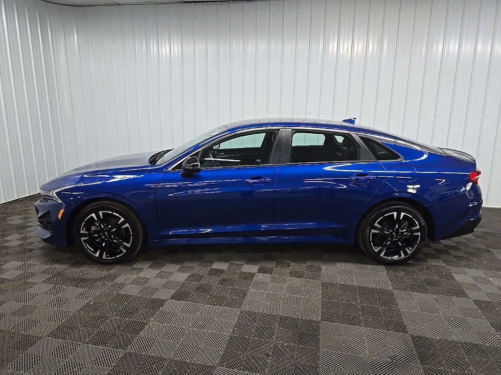 2023 Kia K5 GT-Line photo 5
