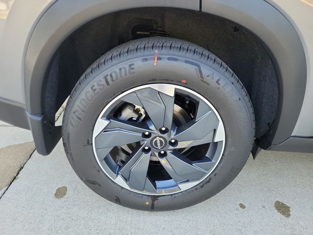 2026 Nissan Rogue SV photo 29