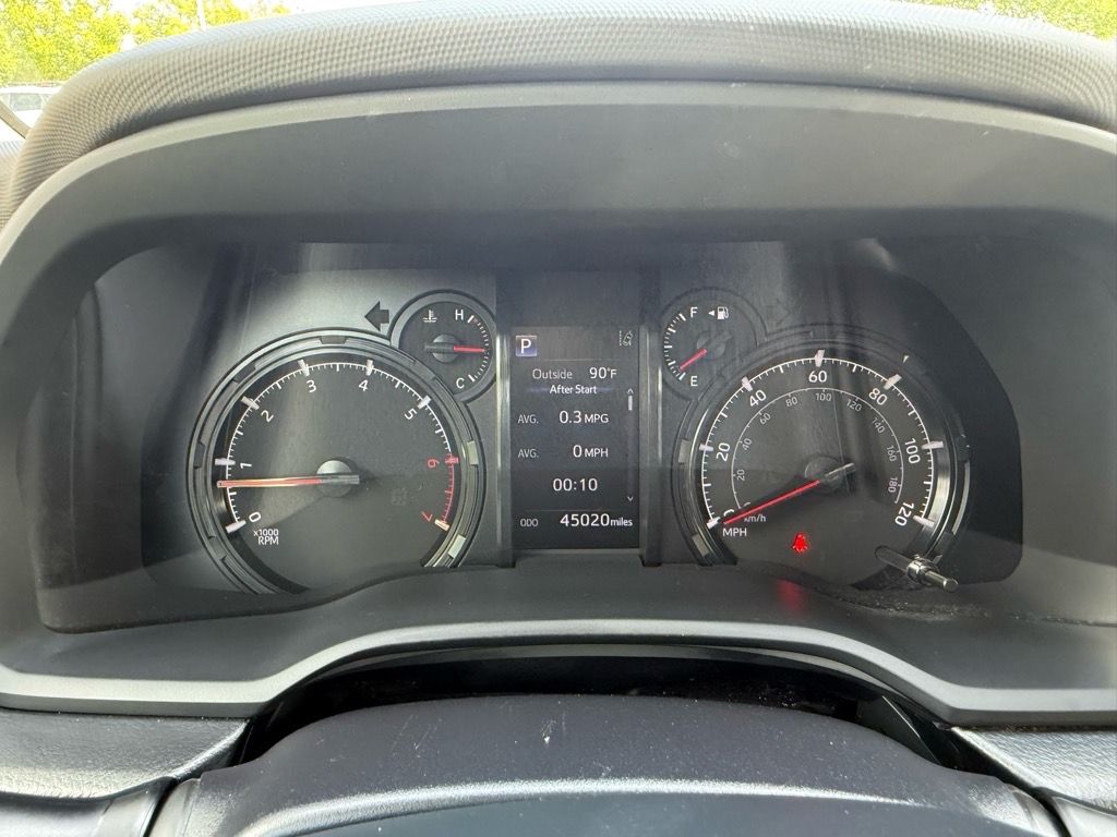 2023 Toyota 4Runner SR5 photo 17