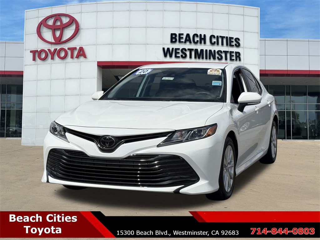 2020 Toyota Camry LE photo 2