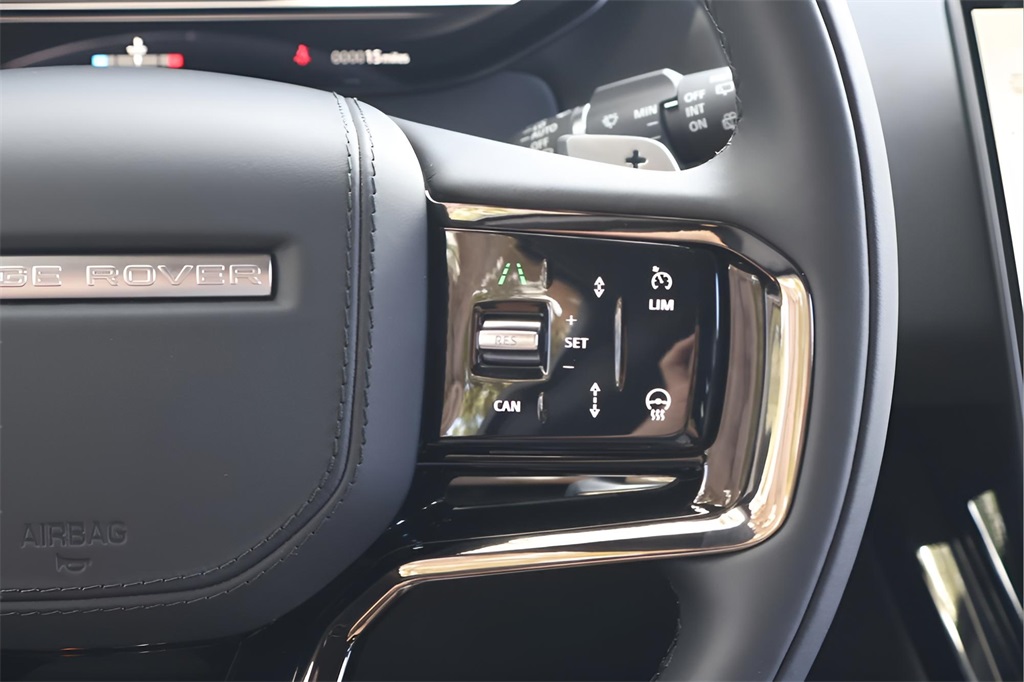 2025 Land Rover Range Rover Sport SE photo 20