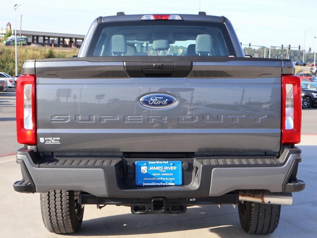 2026 Ford F-250 XL photo 4