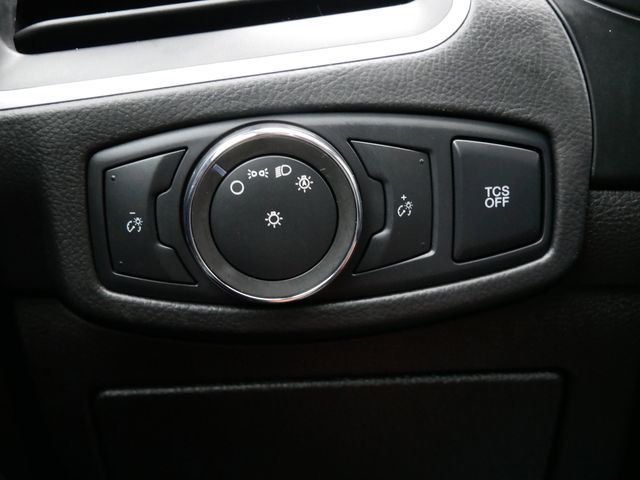 2022 Ford Edge SEL photo 13