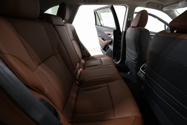 2025 Subaru Outback Touring photo 23