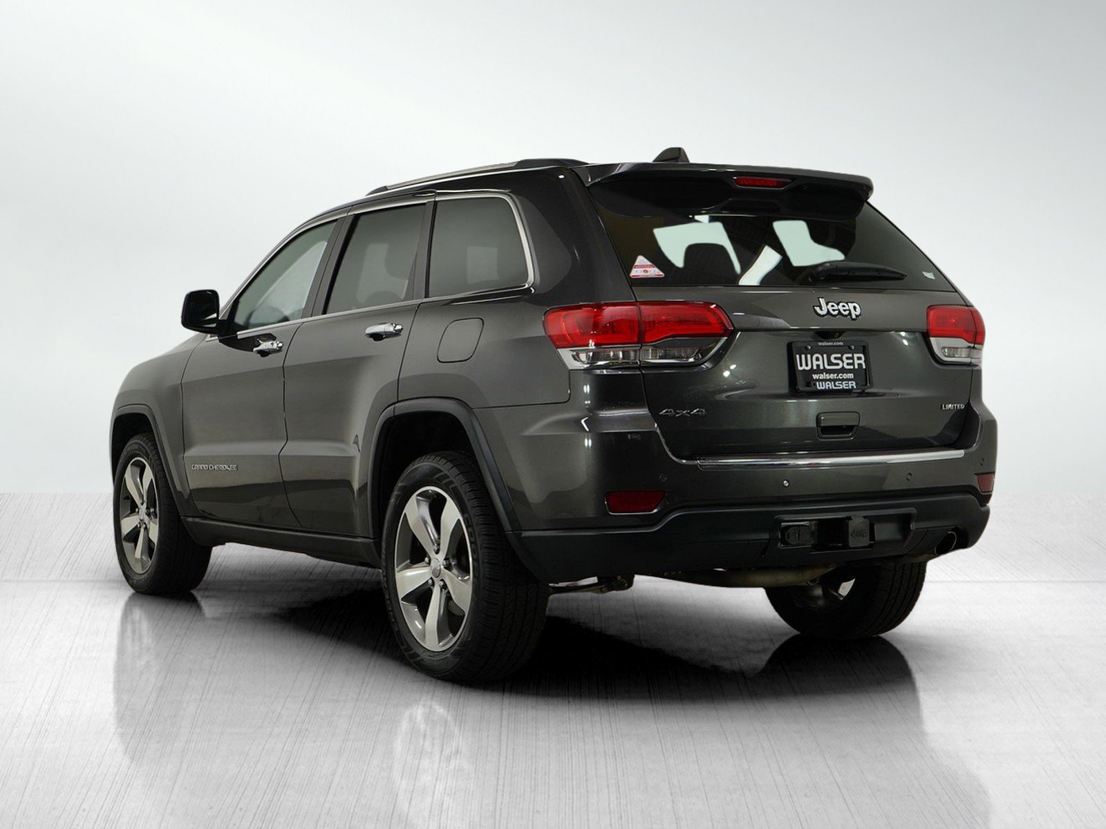 2016 Jeep Grand Cherokee Limited photo 3