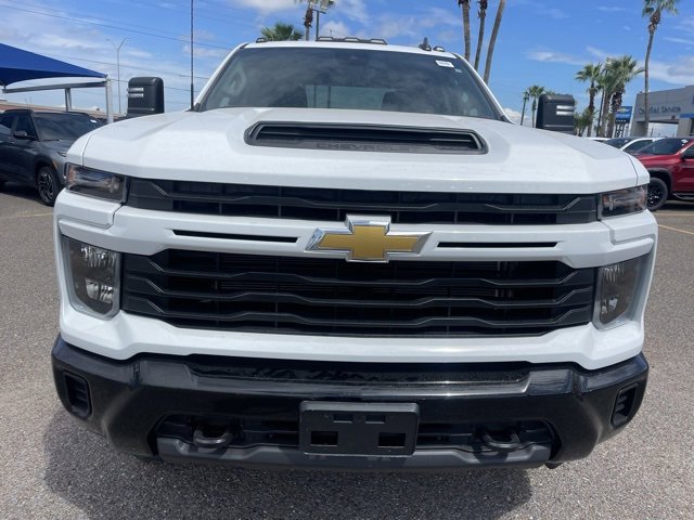 2026 Chevrolet Silverado 2500HD Custom photo 2