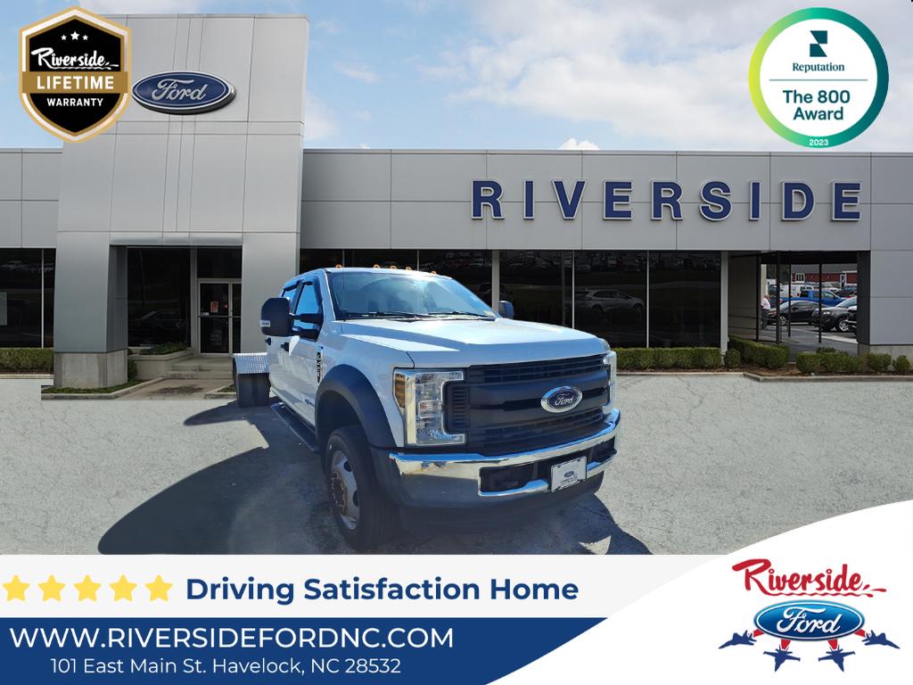 2019 Ford F-450 Super Duty Chassis Cab XL's photo