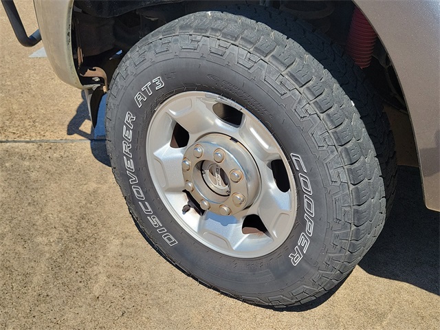 2011 Ford F-250 photo 6