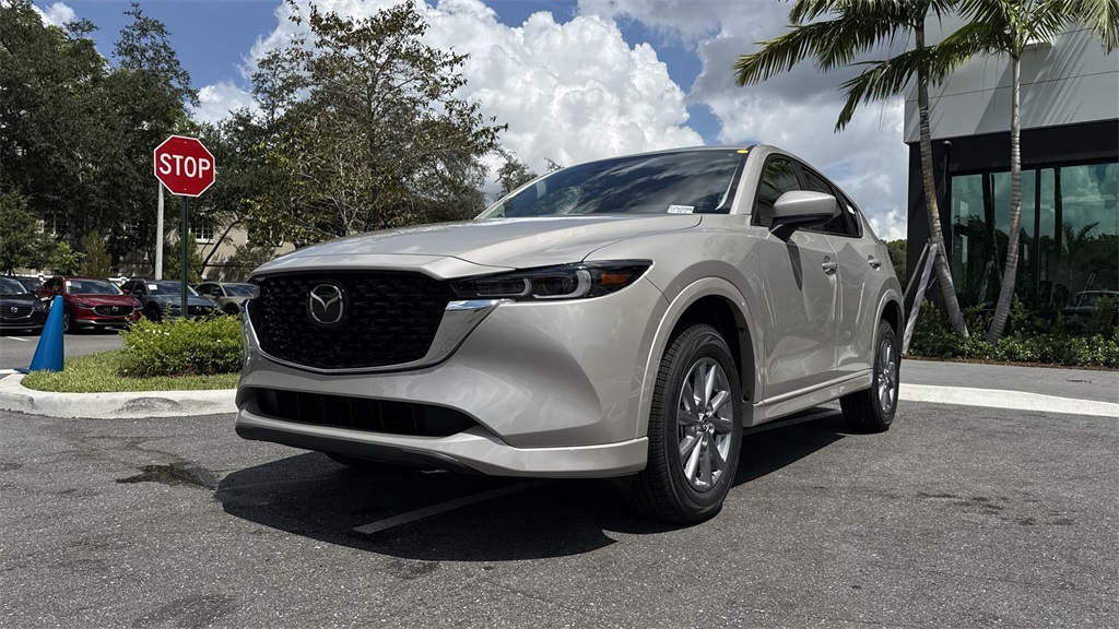2025 Mazda CX-5 2.5 Select photo 31