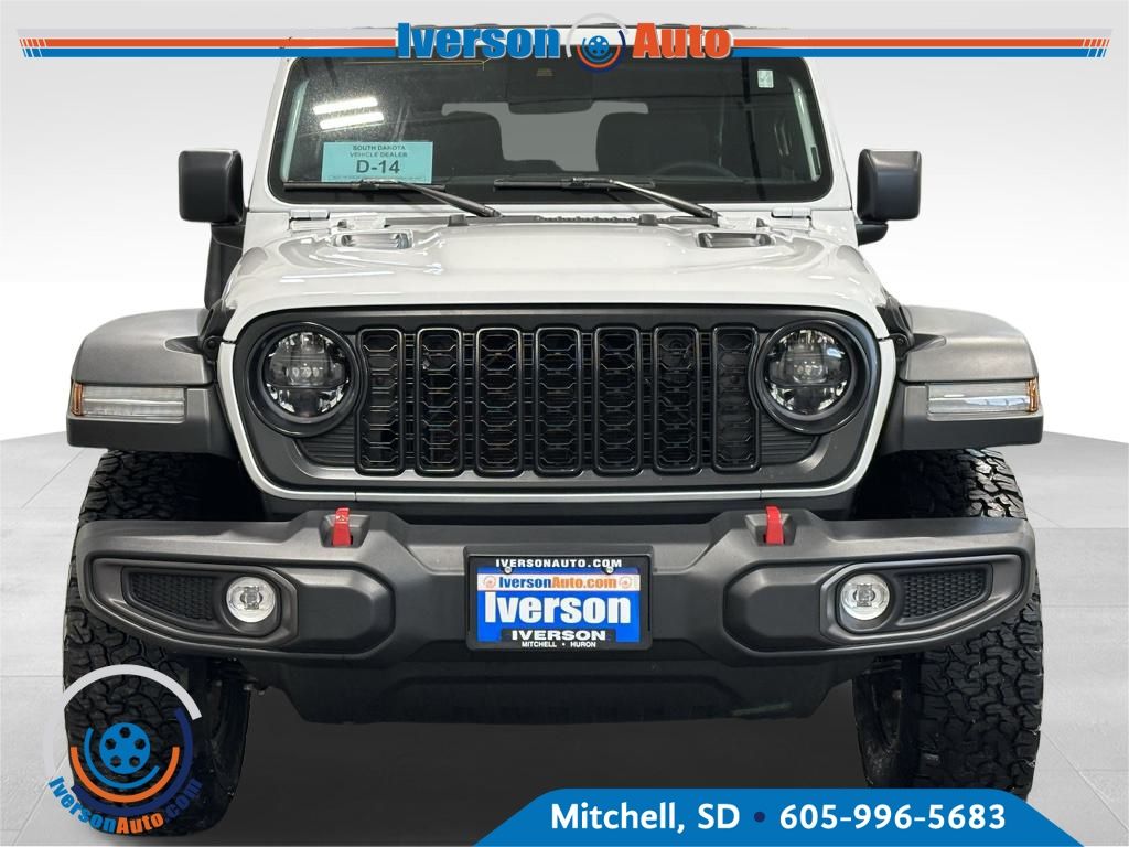 2024 Jeep Wrangler Rubicon photo 3